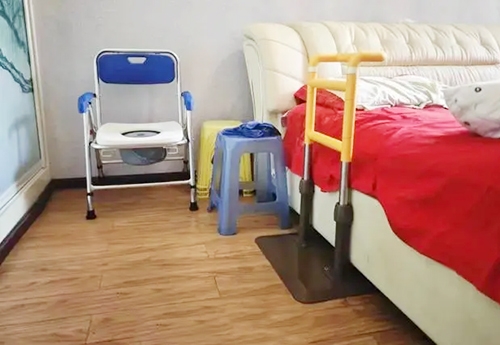 六（liù）盤水家庭養老床位建設