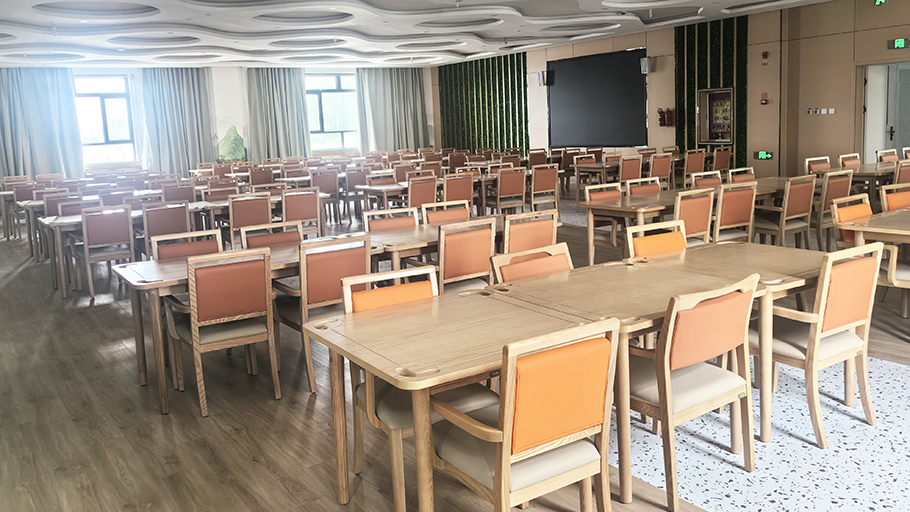 適老化（huà）餐桌