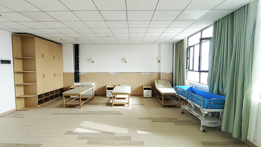 養老（lǎo）院康複（fù）室