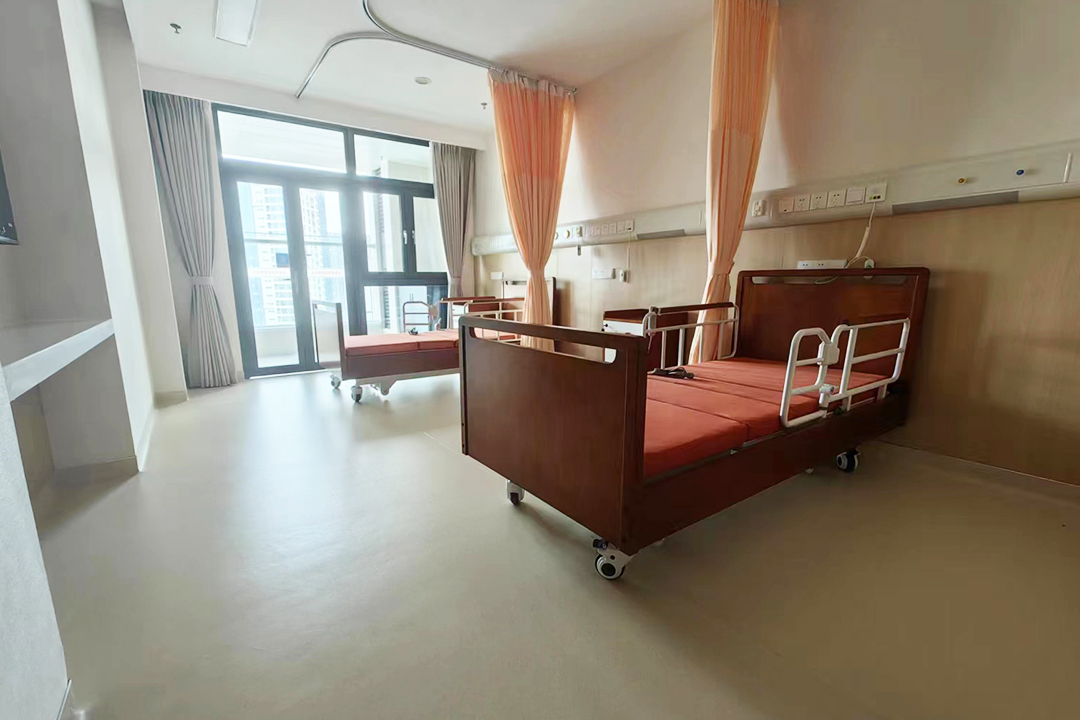 多功能護理床