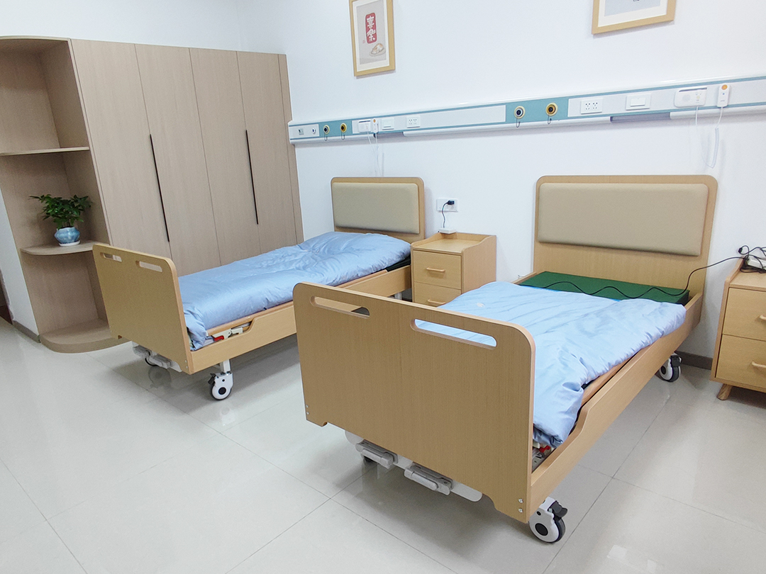 雙人護理間